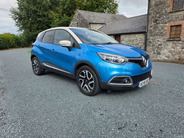 Renault Captur Hatchback, Petrol, 2014, Blue