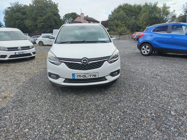 Opel Zafira MPV, Diesel, 2017, White