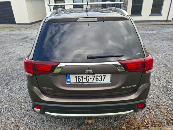 Mitsubishi Outlander SUV, Diesel, 2016, Brown