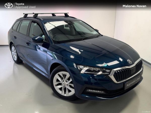Skoda Octavia Estate, Petrol, 2022, Blue