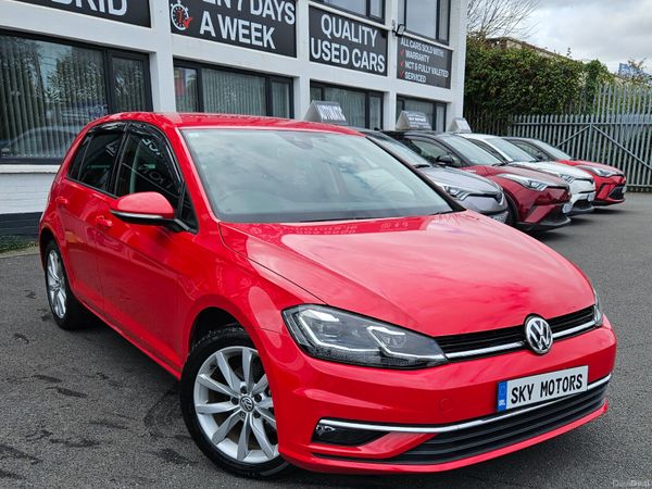 Volkswagen Golf Hatchback, Petrol, 2019, Red