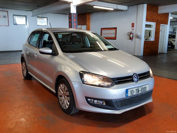 Volkswagen Polo Hatchback, Petrol, 2010, Silver