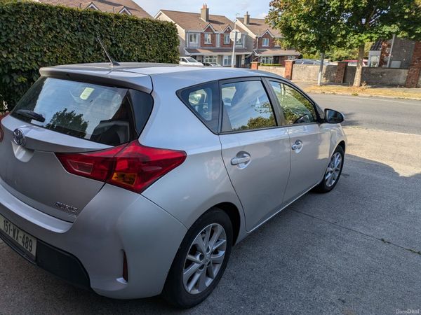 Toyota Auris MPV, Petrol, 2015, Silver