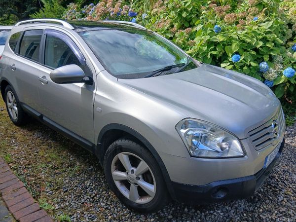 Nissan Qashqai+2 Hatchback, Diesel, 2010, Silver