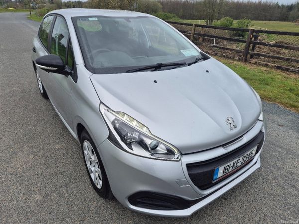 Peugeot 208 Hatchback, Petrol, 2016, Grey