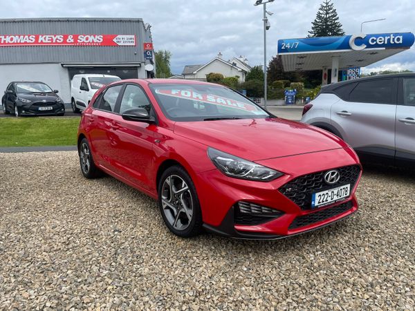 Hyundai i30 Hatchback, Petrol, 2022, Red