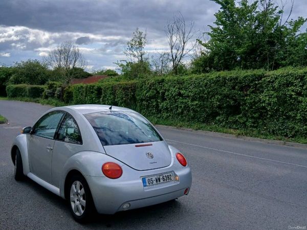 Volkswagen Beetle Hatchback, Diesel, 2005, Silver