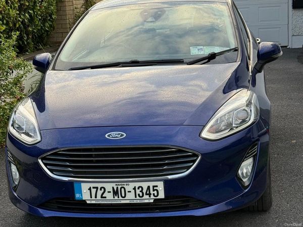 Ford Fiesta Hatchback, Petrol, 2017, Blue
