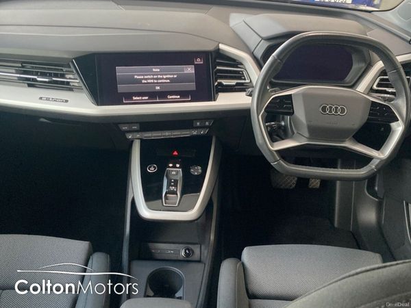 Audi Q4 e-tron Hatchback, Electric, 2023, Blue