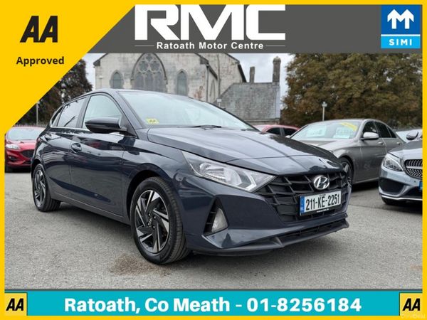 Hyundai i20 Hatchback, Petrol, 2021, Grey