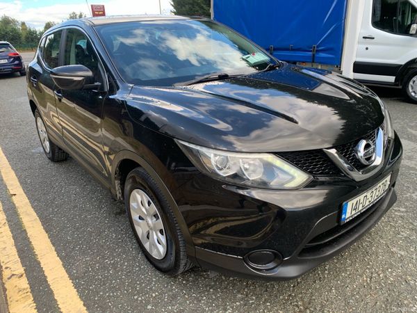Nissan Qashqai Hatchback, Diesel, 2014, Black