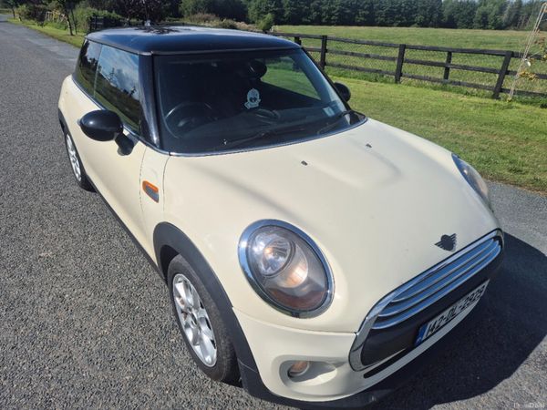 Mini One Hatchback, Diesel, 2014, White