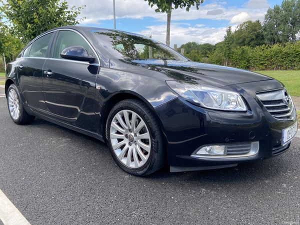 Opel Insignia Hatchback, Diesel, 2009, Black