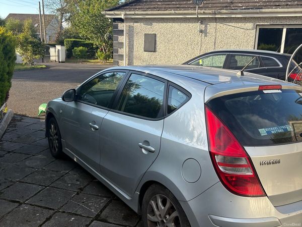 Hyundai i30 Hatchback, Diesel, 2011, Silver