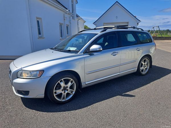 Volvo V50 Estate, Diesel, 2010, Silver