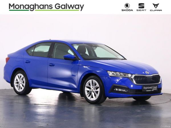 Skoda Octavia Hatchback, Diesel, 2021, Blue