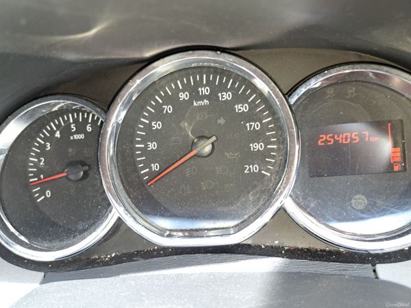 Dacia Duster SUV, Diesel, 2015, Grey