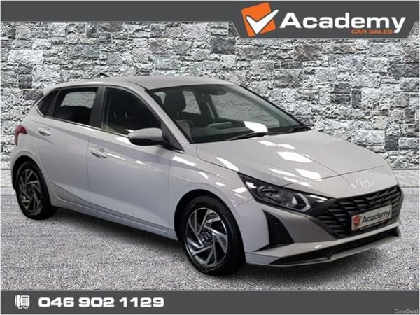 Hyundai i20 Hatchback, Petrol, 2024, Grey