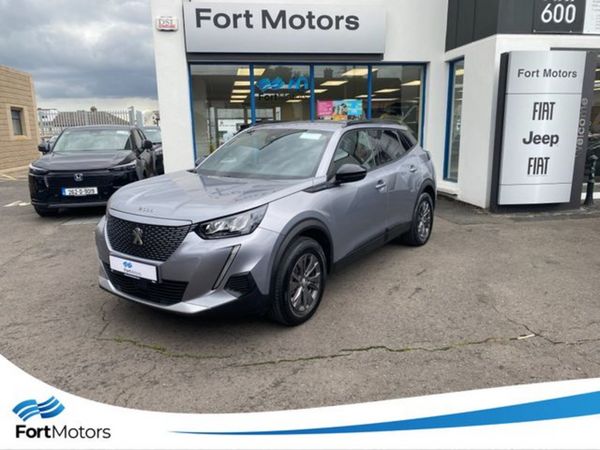Peugeot 2008 Hatchback, Electric, 2023, Grey