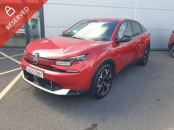 Citroen C4 Hatchback, Petrol Hybrid, 2025, Red