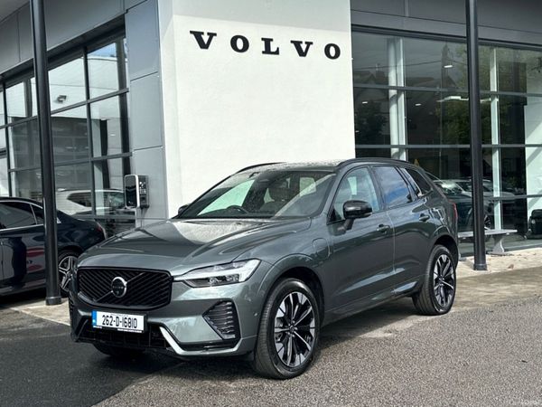 Volvo XC60 SUV, Petrol Plug-in Hybrid, 2026, Green