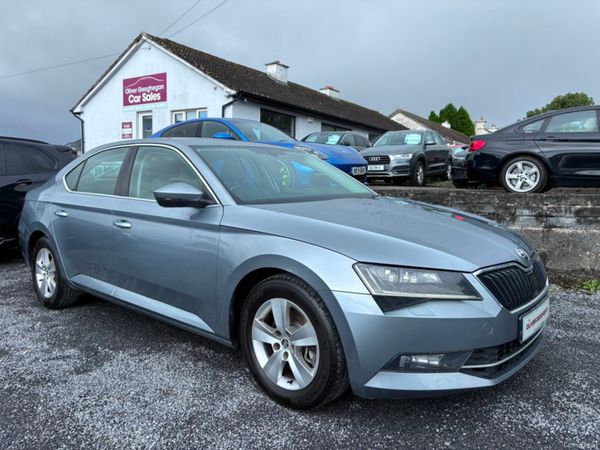 Skoda Superb Hatchback, Diesel, 2017, Grey