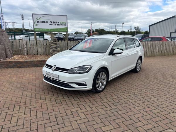 Volkswagen Golf Estate, Petrol, 2018, White