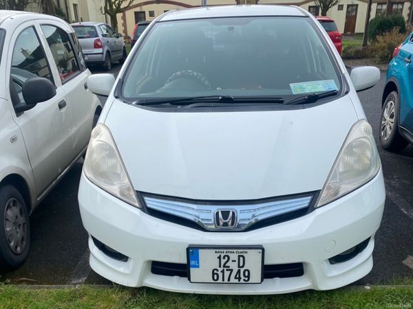 Honda Shuttle Estate, Petrol Hybrid, 2012, White
