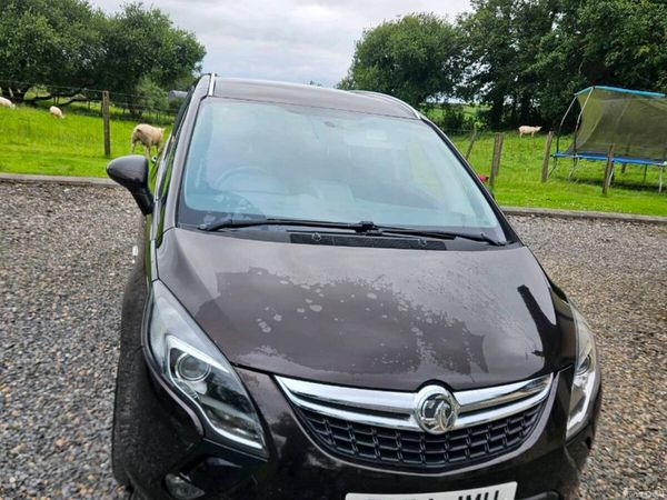Vauxhall Zafira MPV, Diesel, 2014, Brown