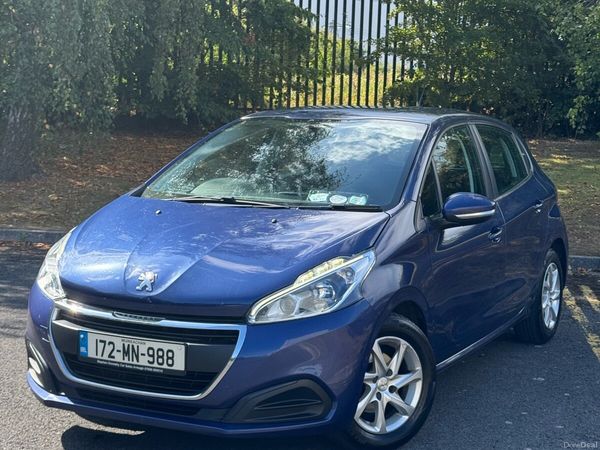 Peugeot 208 Hatchback, Diesel, 2017, Blue
