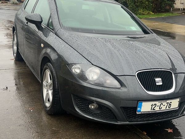 SEAT Leon Hatchback, Diesel, 2012, Grey