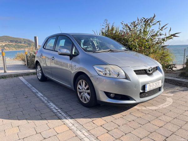 Toyota Auris Hatchback, Petrol, 2009, Grey