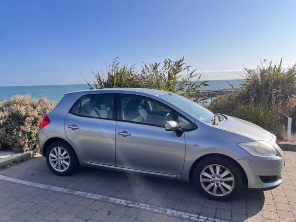 Toyota Auris Hatchback, Petrol, 2009, Grey
