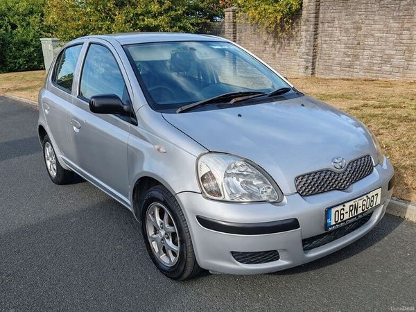 Toyota Yaris Hatchback, Diesel, 2006, Silver