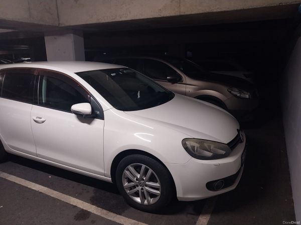 Volkswagen Golf Hatchback, Petrol, 2012, White