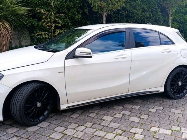 Mercedes-Benz A-Class Hatchback, Diesel, 2013, White
