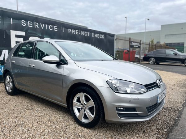Volkswagen Golf Hatchback, Petrol, 2016, Silver