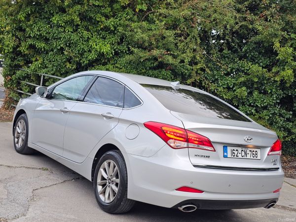 Hyundai i40 Saloon, Diesel, 2016, Silver