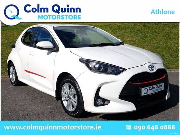 Toyota Yaris Hatchback, Petrol, 2022, White