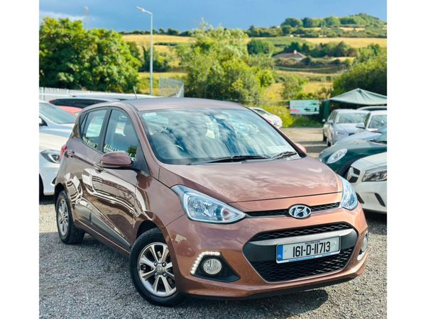 Hyundai i10 Hatchback, Petrol, 2016, Bronze