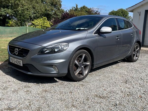 Volvo V40 Hatchback, Petrol, 2015, Grey