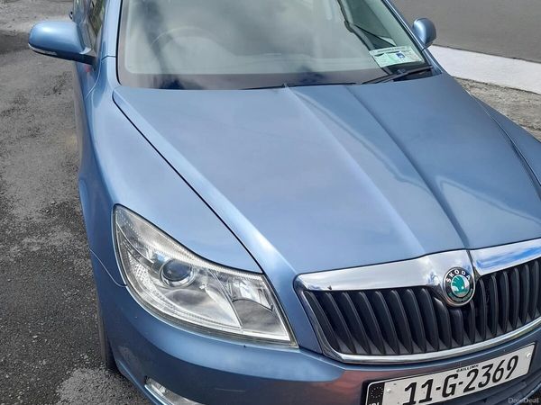 Skoda Octavia Saloon, Diesel, 2011, Grey