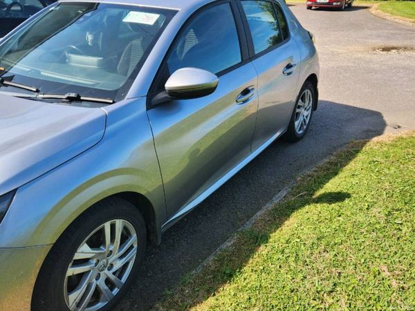 Peugeot 208 Hatchback, Petrol, 2020, Grey
