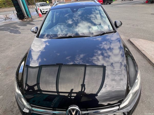 Volkswagen Golf Estate, Petrol, 2019, Black