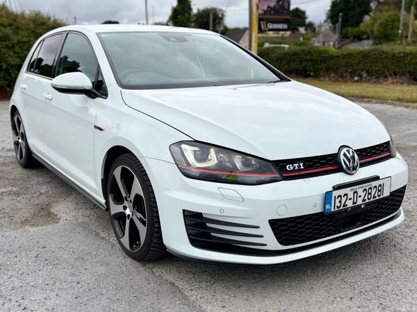 Volkswagen Golf Hatchback, Petrol, 2013, White