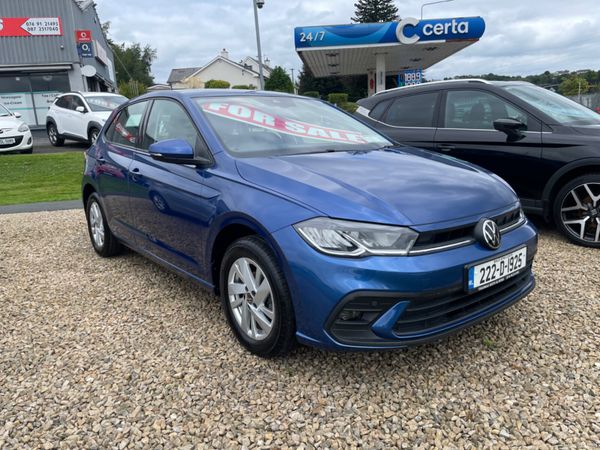 Volkswagen Polo Hatchback, Petrol, 2022, Blue