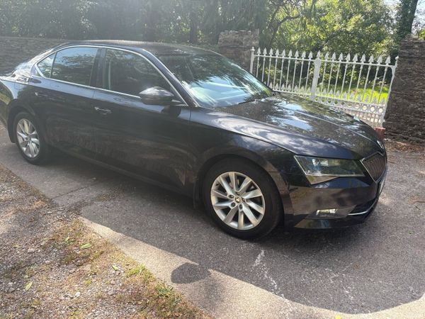 Skoda Superb Saloon, Diesel, 2017, Black