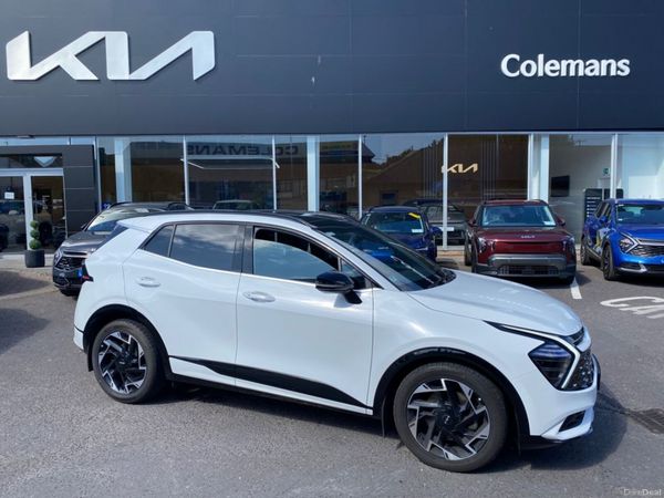 Kia Sportage SUV, Diesel Hybrid, 2025, White