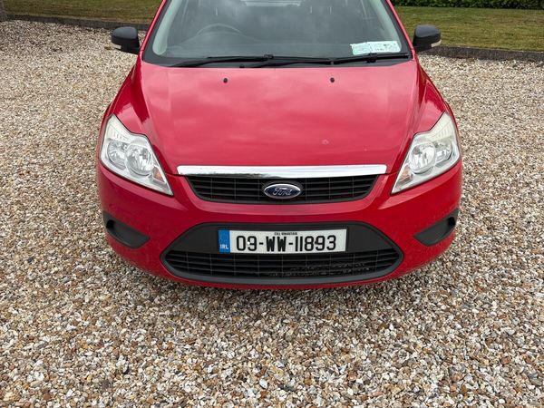 Ford Focus Hatchback, Diesel, 2009, Red