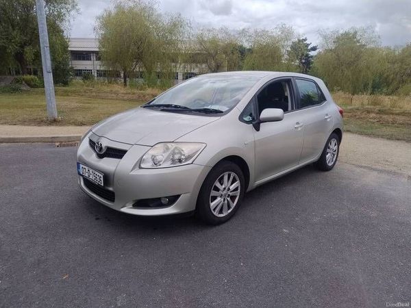 Toyota Auris Hatchback, Petrol, 2007, Silver